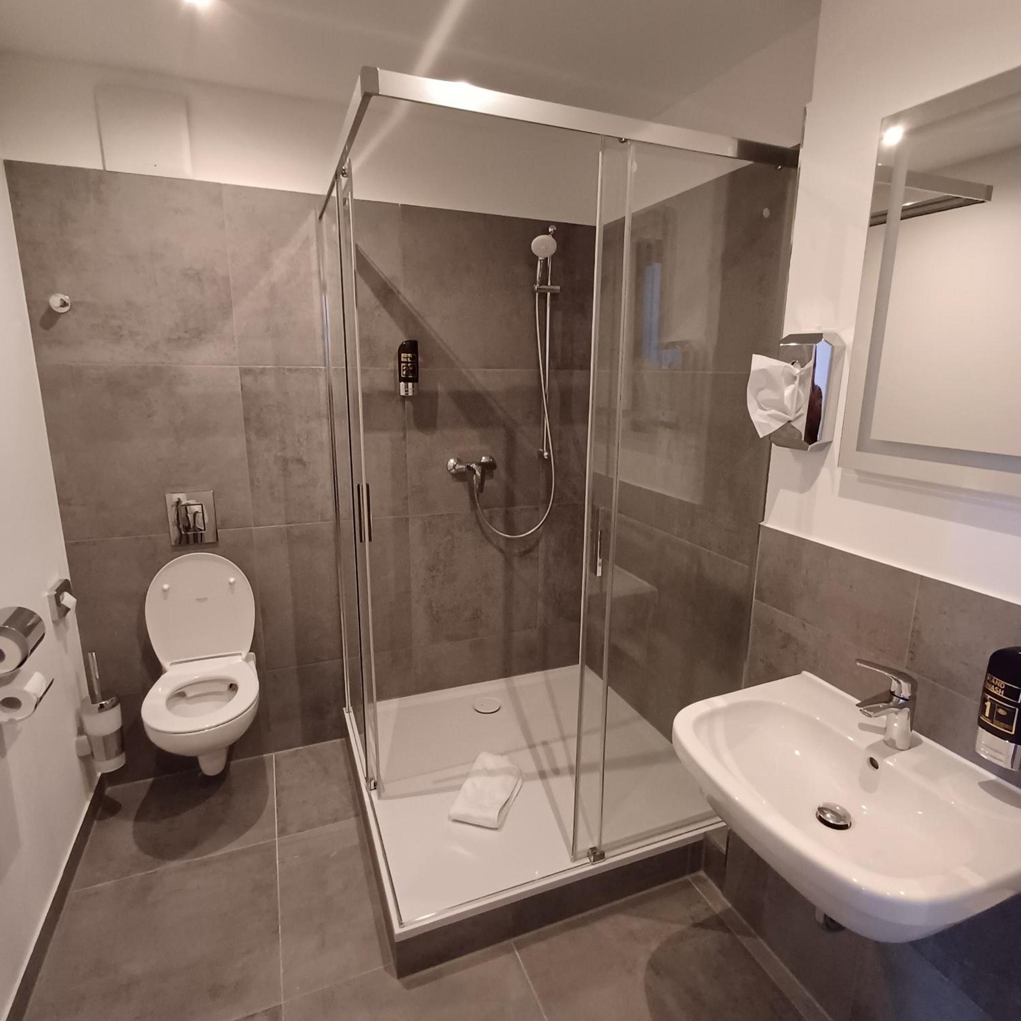 Trip Inn Hotel Duesseldorf Нойс Екстер'єр фото